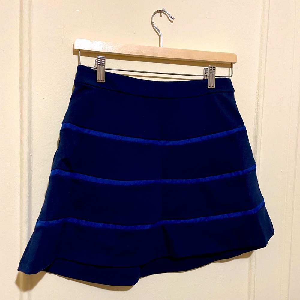 Forever 21 contemporary navy blue A-line mini skirt with blue stripes, size XS